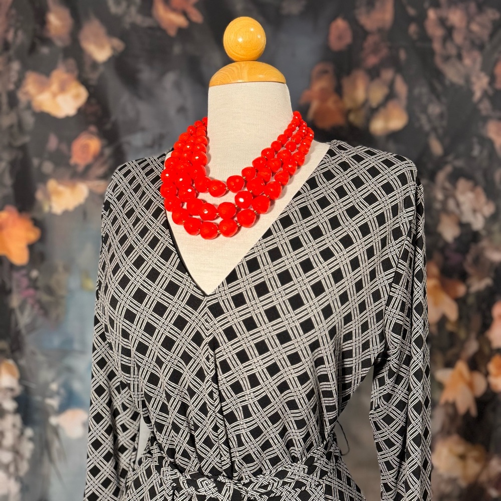 NWT H&M Beige & Black Geometric Wrap Dress - Picture 3 of 9